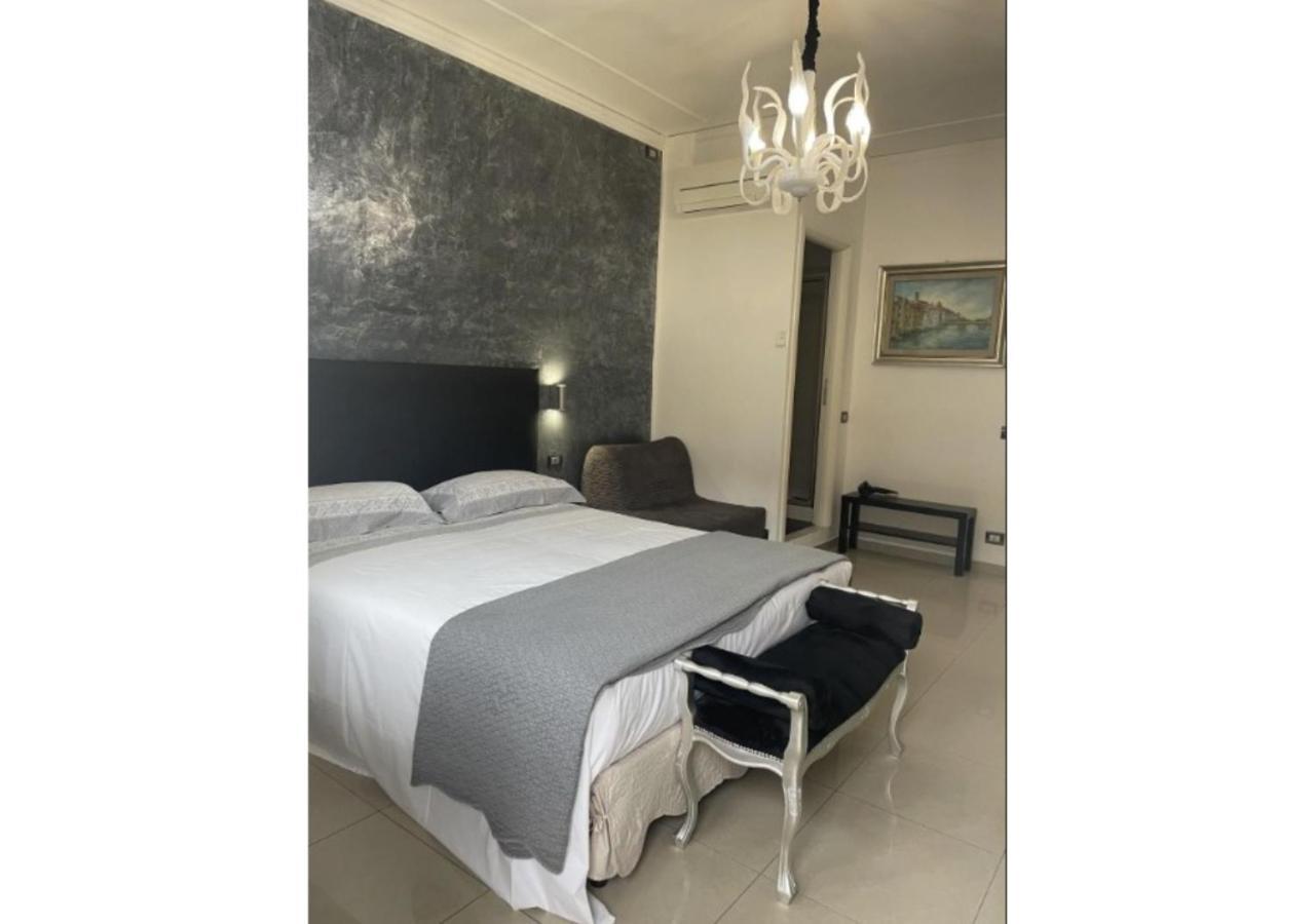 B&B Flo Φλωρεντία Εξωτερικό φωτογραφία