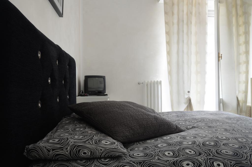 B&B Flo Φλωρεντία Δωμάτιο φωτογραφία
